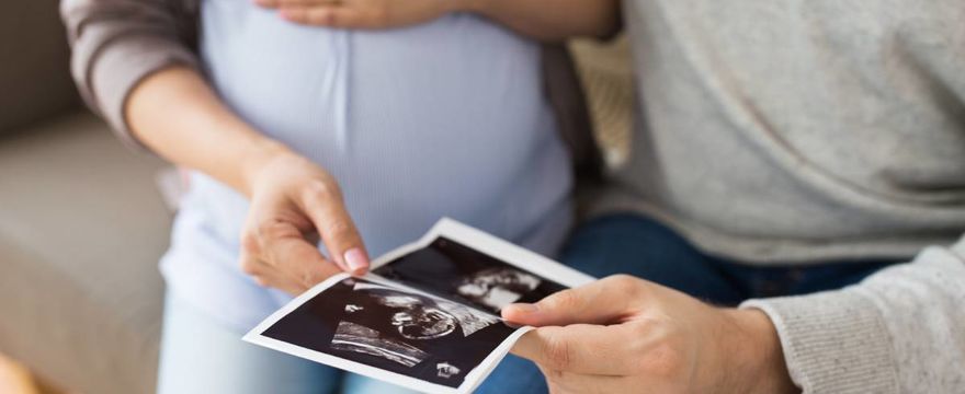 In vitro w Czechach. Doradzimy, jak wybrać odpowiednią klinikę leczenia niepłodności.